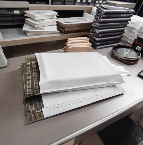 Verzendenvelop ft 350 x 450 + 70 mm, met retoursluiting, 55 micron, doos van 500 stuks-2