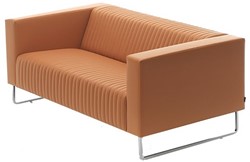 Atelier DeBerenn 2-zits Sofa Mona compleet gestoffeerd