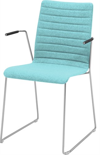 Stoel Oscar Sledeframe Draadstaal Volledig Gestoffeerd Licht Blauw Padding Met Armleuningen.jpg