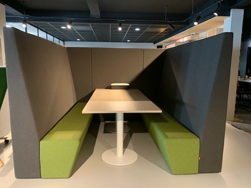 Akoestische Bank Ply - U Vorm - 160 cm hoog - Showroommodel-2