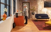 HomeFit_sfeer_henna_oranje_eiken_zit_sta_bureau_kast_compact_C