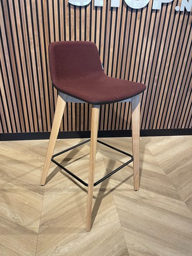 Hoge Stoel TWIST&SIT - Showroommodel claret melange zitting en donkerbruine rug