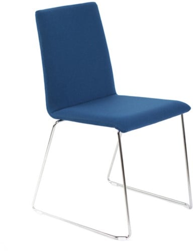 Stoel Moon met sledeframe