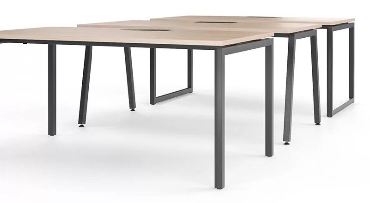 Cat - Ondiepe bureaus