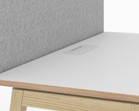 nova_wood_houten_bureau_metalen_doorvoer