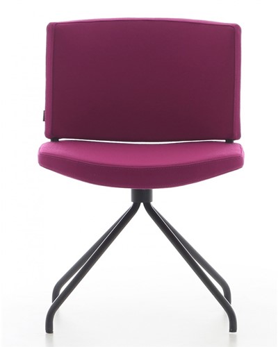 Stoel Atelier DeBerenn Kurvi 4-Poots met kruisvoet